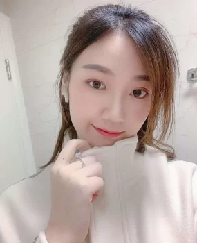 汕头市龙湖区00后三点超级粉嫩 正宗莞式服务