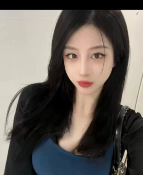 高质量年轻小妹