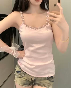 精神小妹大奶子哇哇叫