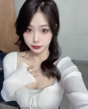 刚来和平区的川妹子