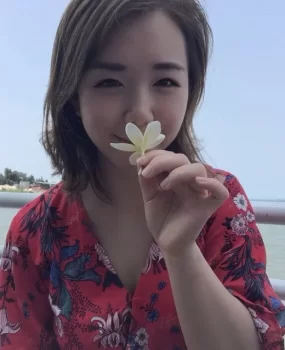 25的小姐姐